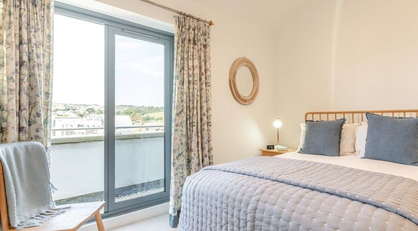 Photo of 2 Bed in West Bay