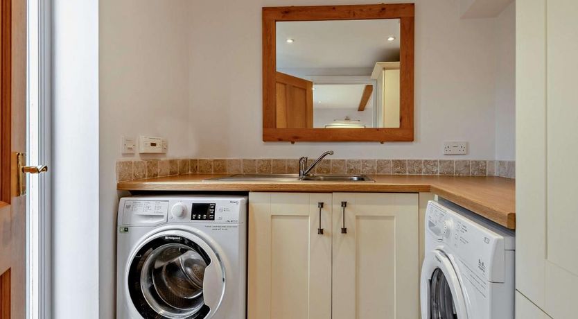 Photo of 3 Bed in West Lulworth