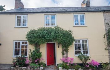 in Osmington (DC053) Holiday Cottage