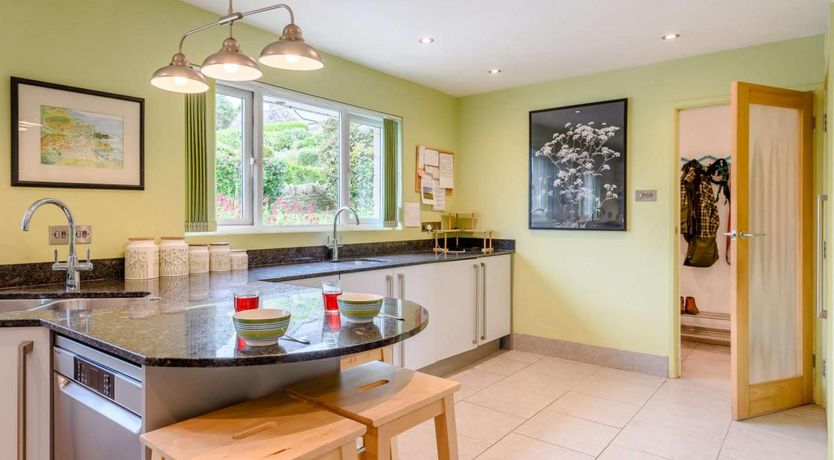 Photo of 3 Bed in Worth Matravers