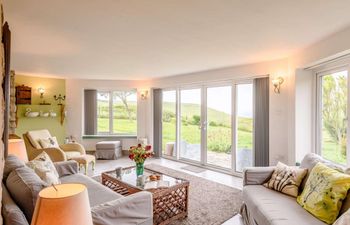 in Worth Matravers (DC140) Holiday Cottage