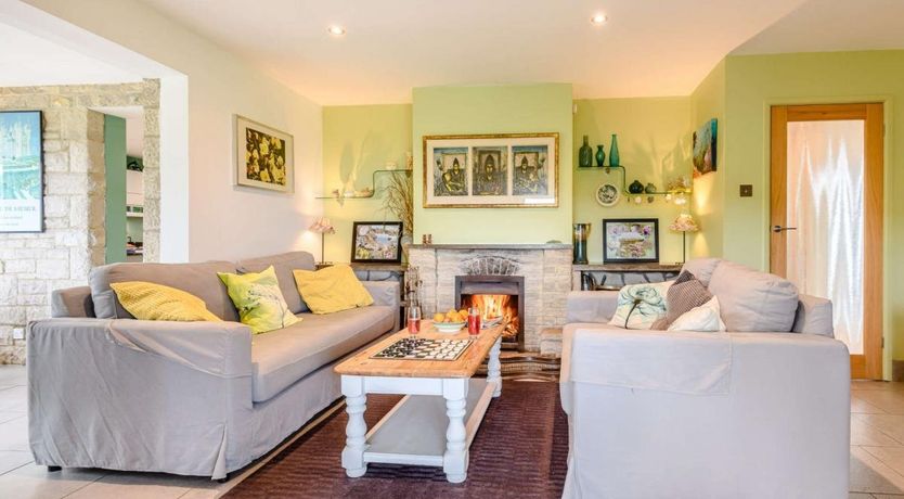 Photo of 3 Bed in Worth Matravers