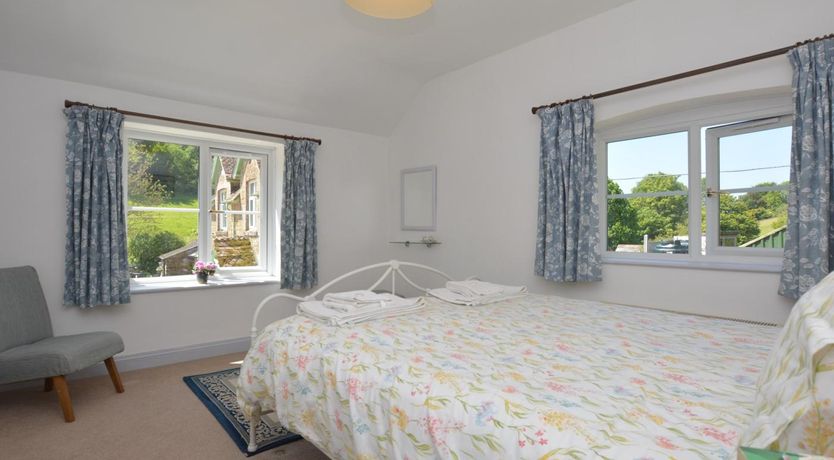 Photo of 1 Bed in Bridport