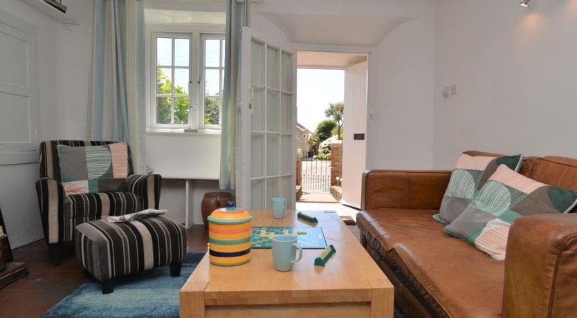 Photo of 2 Bed in Charmouth