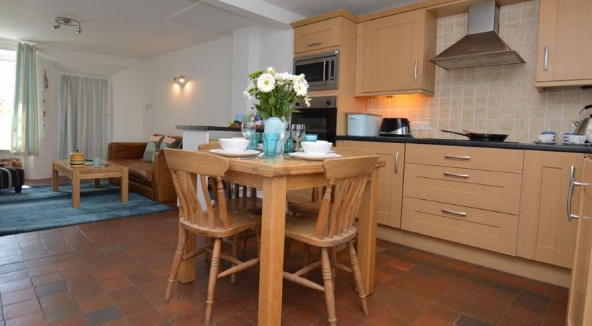 Photo of 2 Bed in Charmouth