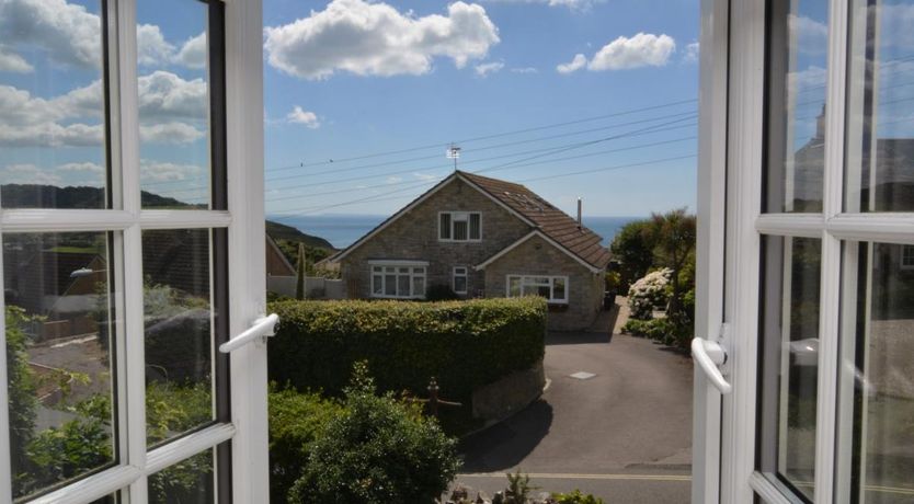 Photo of 2 Bed in Charmouth