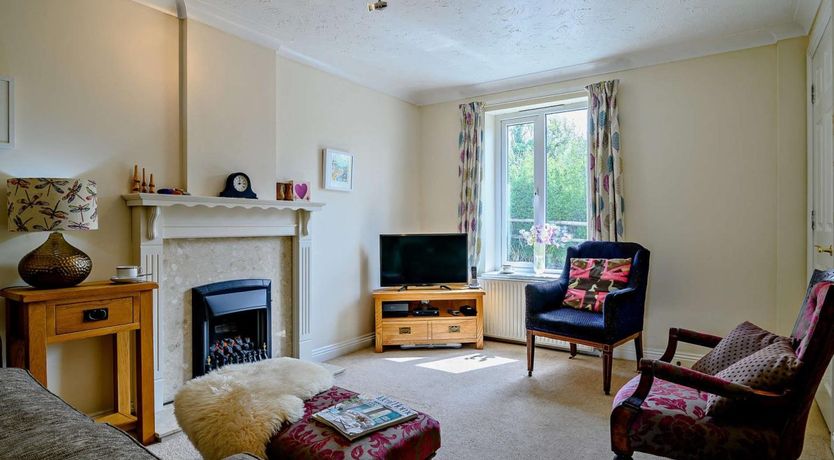 Photo of 3 Bed in Bridport