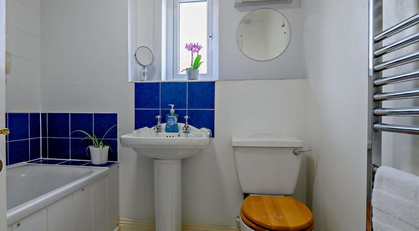 Photo of 3 Bed in Bridport