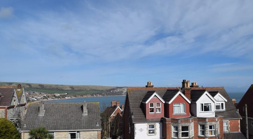 Photo of 2 Bed in Swanage