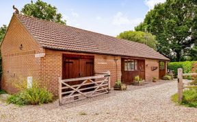 Photo of in Stoborough (DC157)