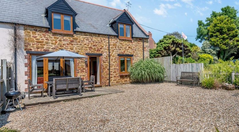 Photo of 3 Bed in Chideock