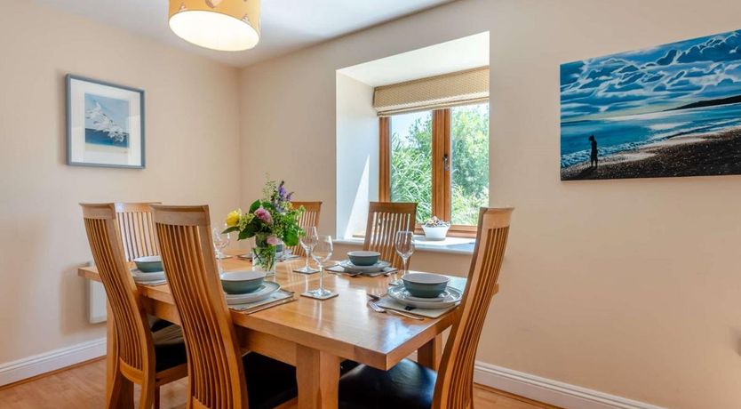 Photo of 3 Bed in Chideock