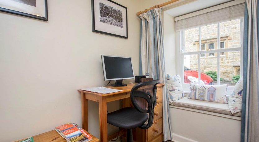 Photo of 2 Bed in Beaminster