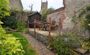 Photo of in Beaminster (DC198)