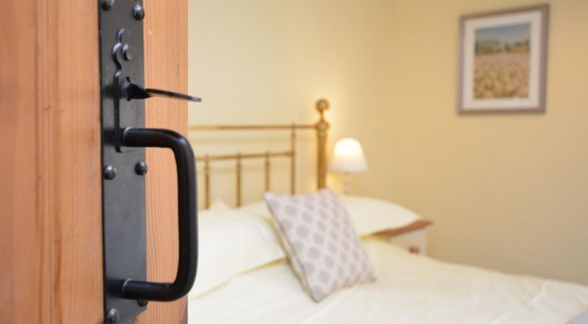 Photo of 2 Bed in Beaminster