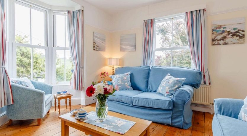 Photo of 3 Bed in Charmouth