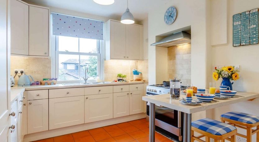 Photo of 3 Bed in Charmouth