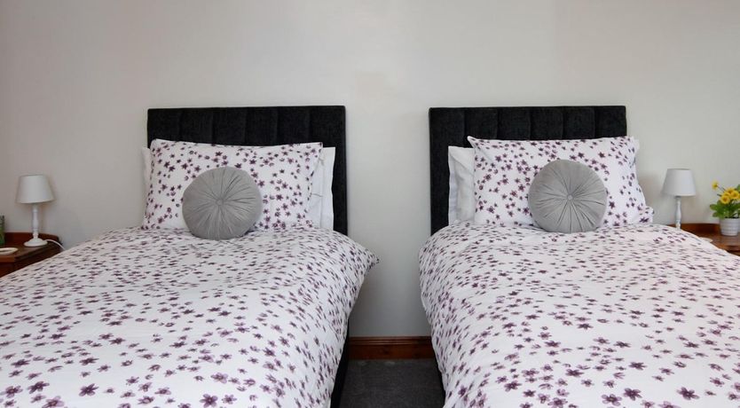 Photo of 2 Bed in Canterbury