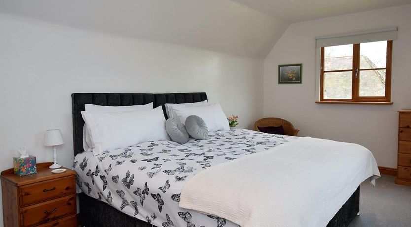 Photo of 2 Bed in Canterbury