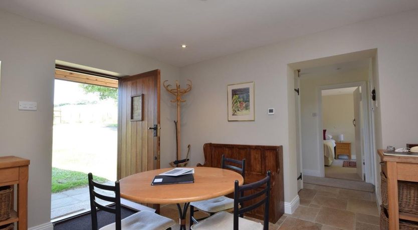 Photo of 5 Bed in Corfe Castle