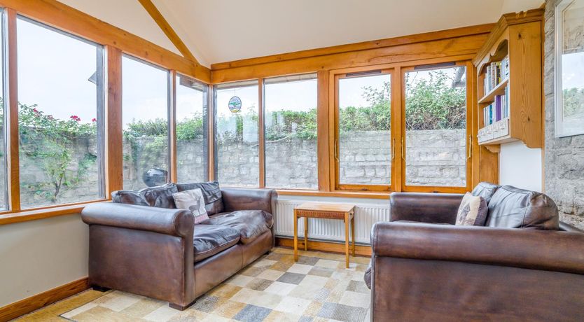 Photo of 5 Bed in Wareham