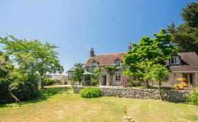 Photo of 5 Bed in Wareham