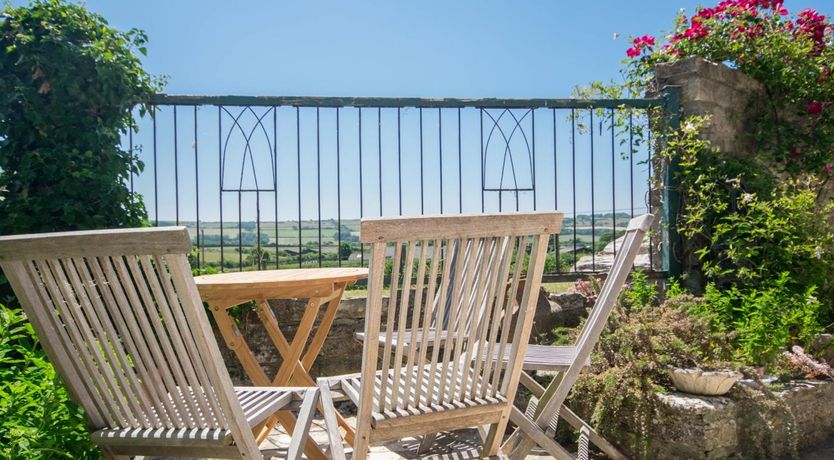 Photo of 5 Bed in Wareham