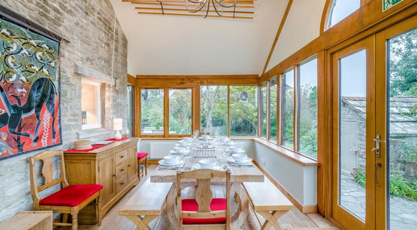 Photo of 5 Bed in Wareham