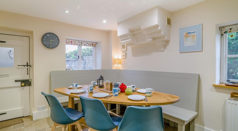 Photo of 5 Bed in Wareham