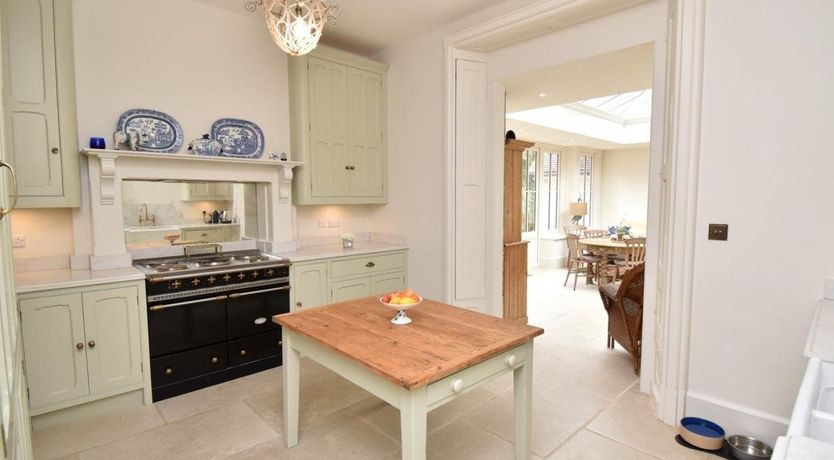 Photo of 4 Bed in West Lulworth