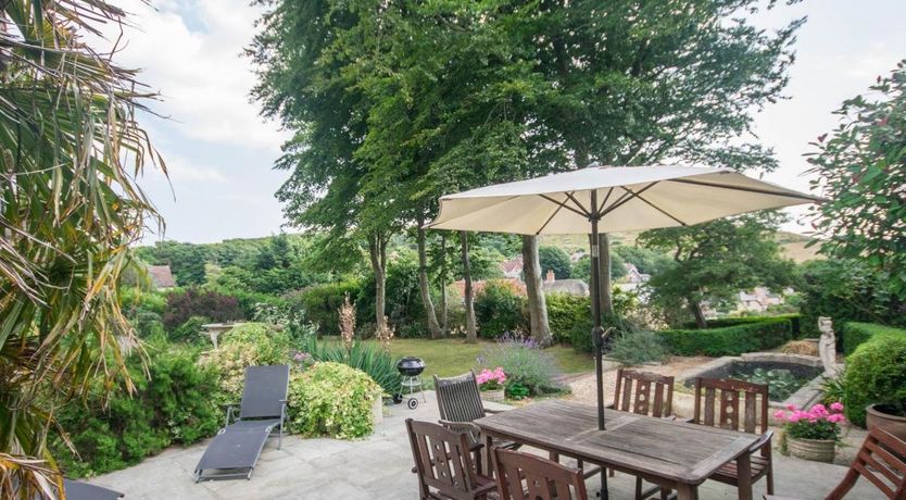 Photo of 4 Bed in West Lulworth