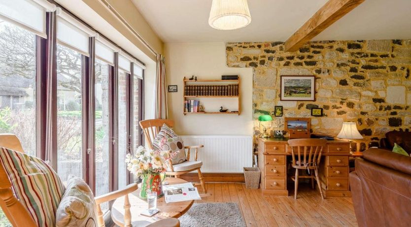 Photo of 3 Bed in Coombe Keynes