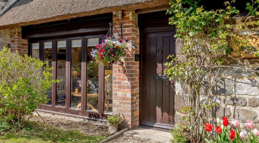 Photo of 3 Bed in Coombe Keynes