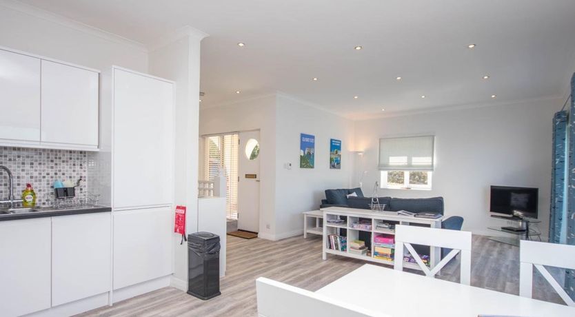 Photo of 2 Bed in Swanage