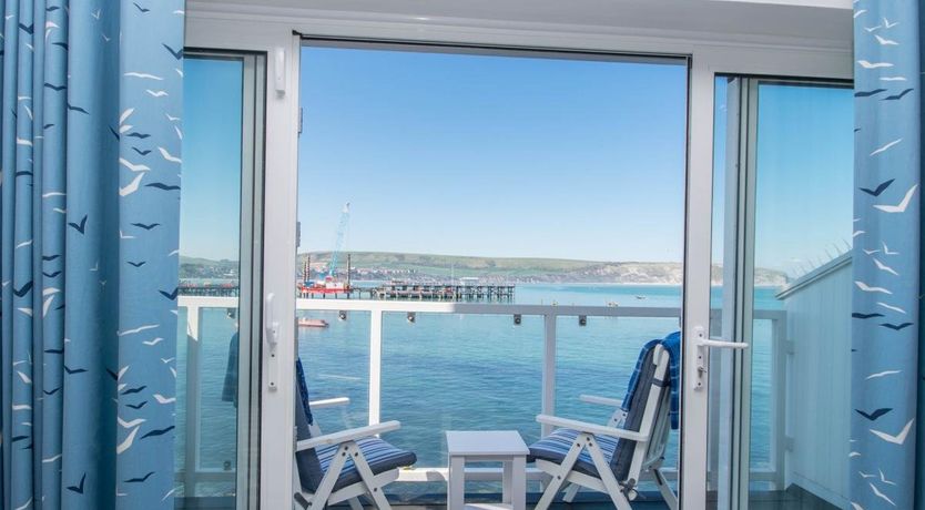 Photo of 2 Bed in Swanage