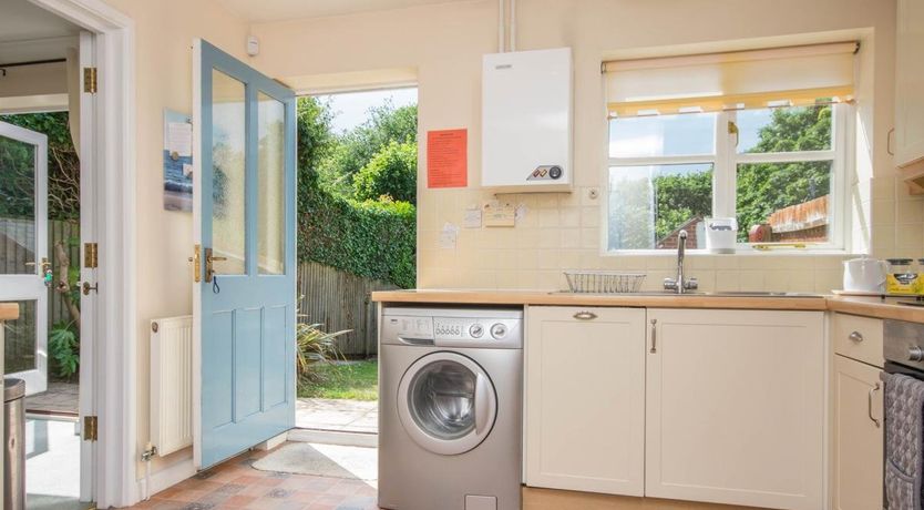 Photo of 3 Bed in Studland