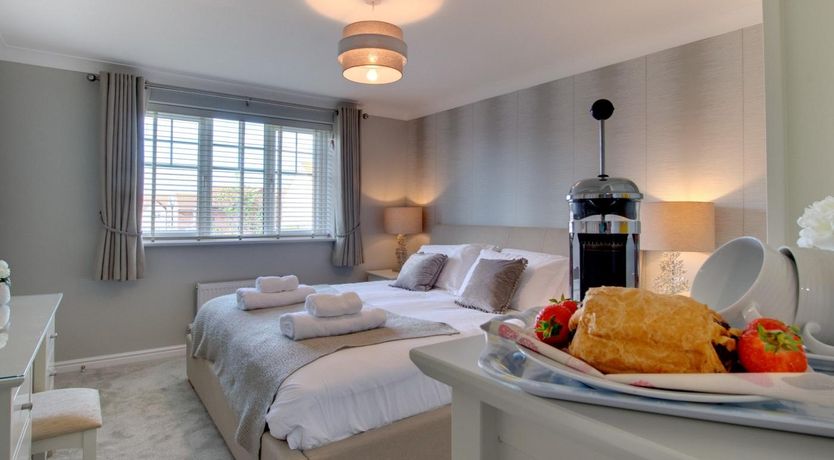 Photo of 4 Bed in Seahouses