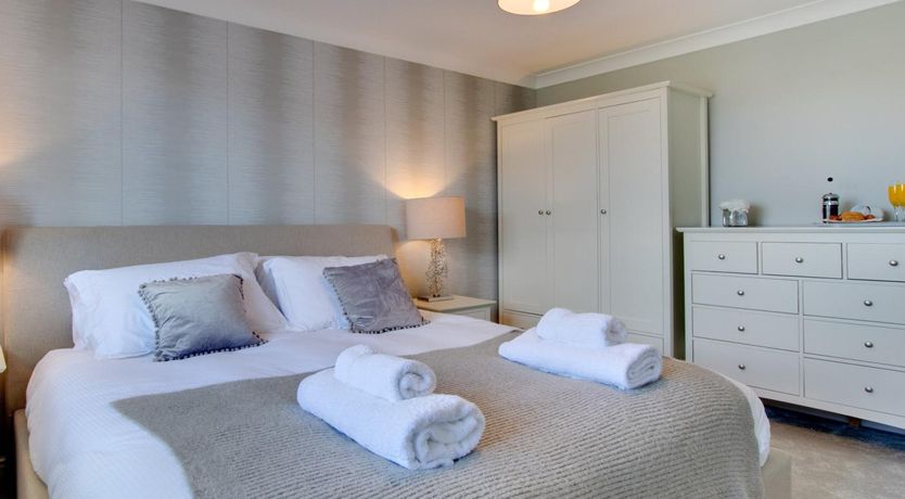 Photo of 4 Bed in Seahouses