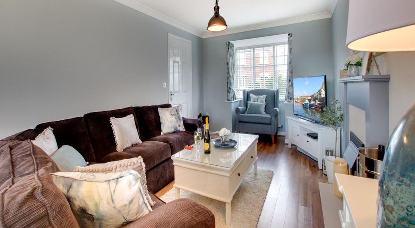 Photo of 4 Bed in Seahouses