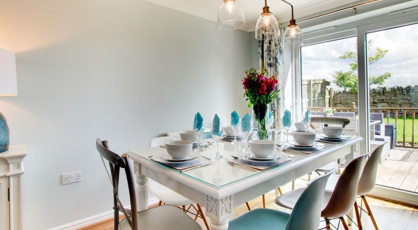 Photo of 4 Bed in Seahouses