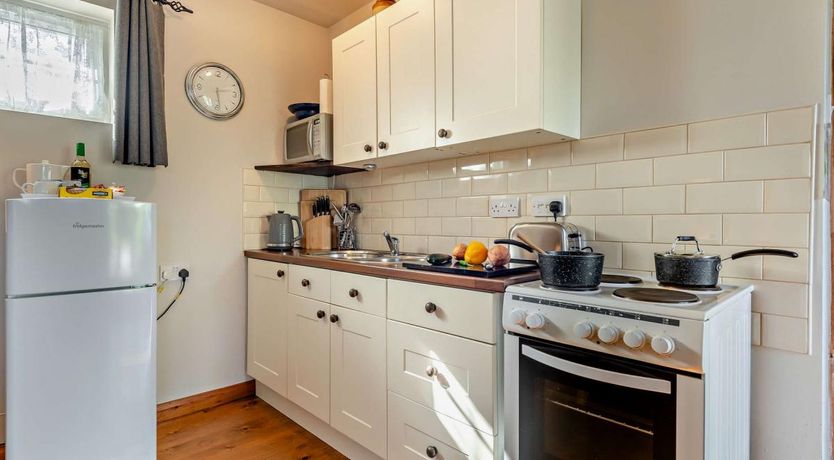 Photo of 1 Bed in Winfrith Newburgh