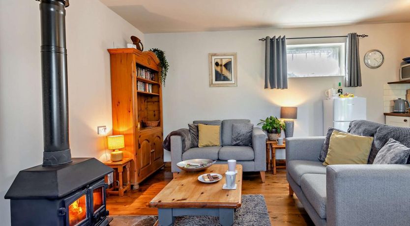 Photo of 1 Bed in Winfrith Newburgh