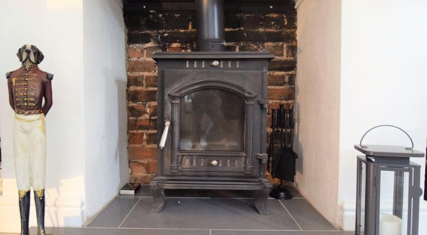 Photo of 2 Bed in Holt