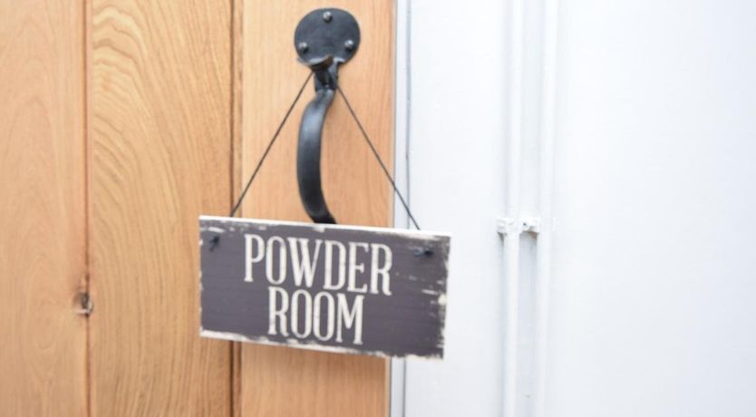 Photo of 2 Bed in Holt