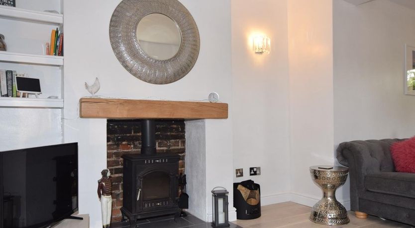 Photo of 2 Bed in Holt