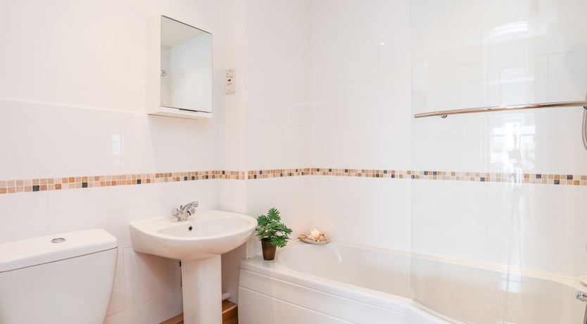 Photo of Isallt Cove