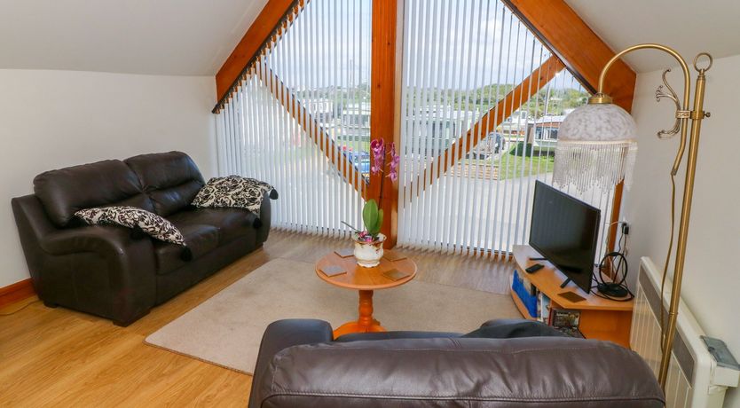 Photo of Shorefields One