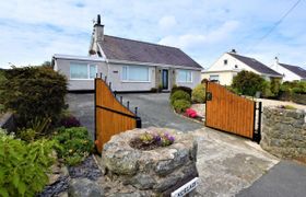 Photo of moelfre-bungalow