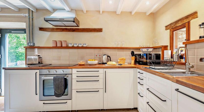 Photo of 2 Bed in Hope Mansell