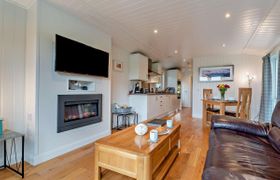 Photo of port-glasgow-log-cabin-2